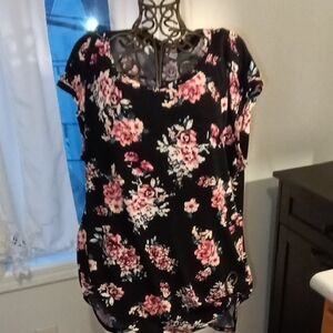 Elle Black and Pink Floral Blouse